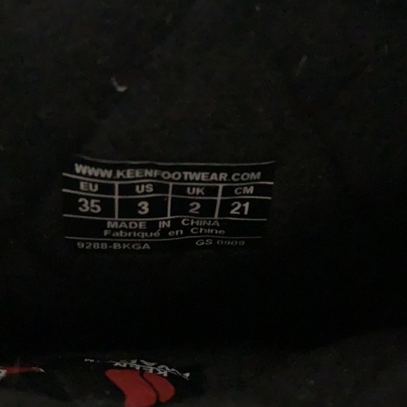 Keen Warm Winter/Rain Waterproof Boots. Size 3 - Picture 7 of 12